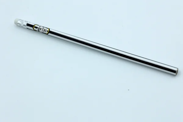 Matita ufficiale FC Siena Robur 1904 con corpo nero e bianco.