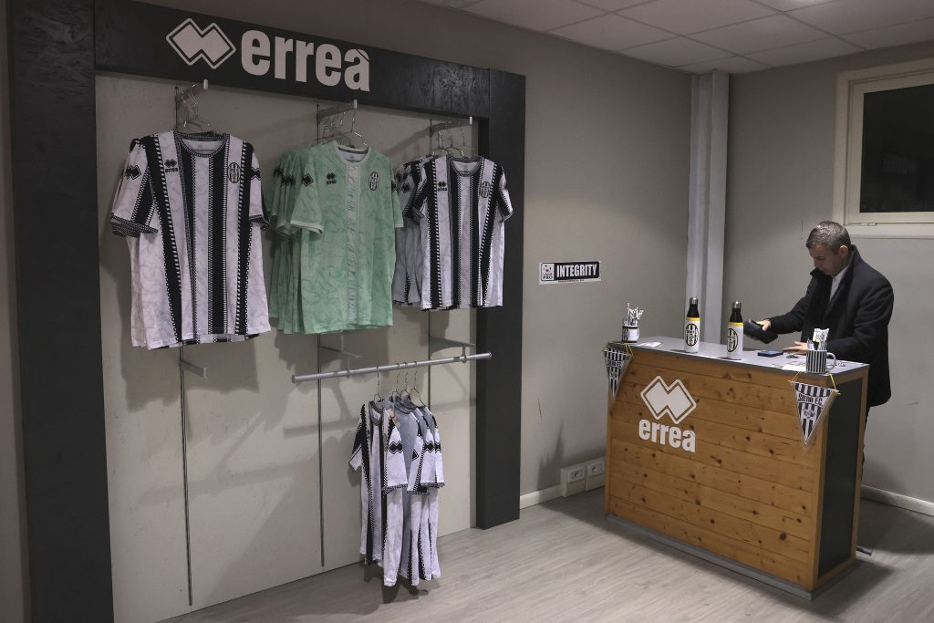 ORARIO APERTURA STORE​